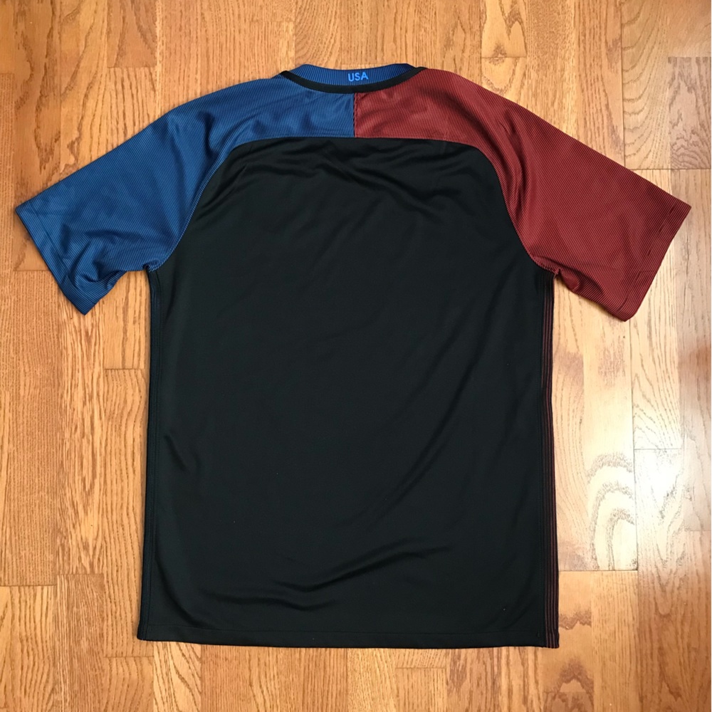 USMNT Nike Soccer Jersey - 2016 World Cup Gear - Picture 2 of 5